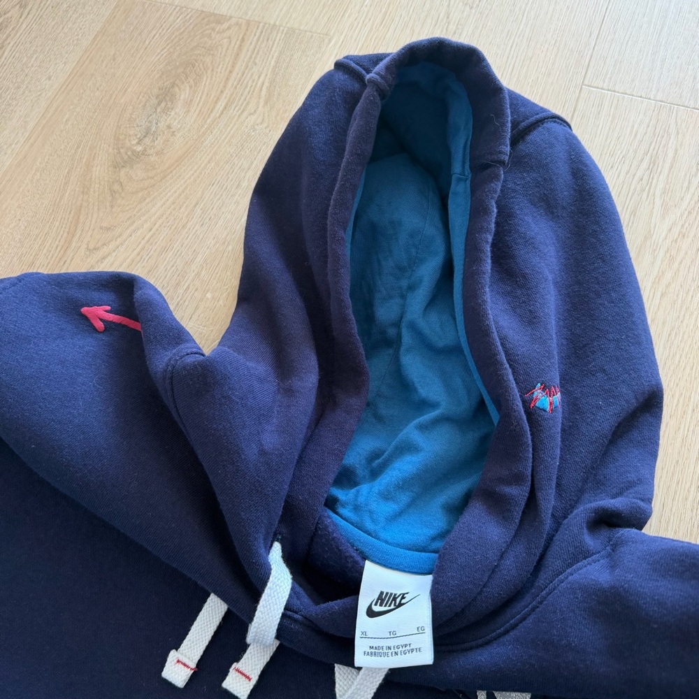 Nike Freestyle Hoodie - Picture 6 of 8